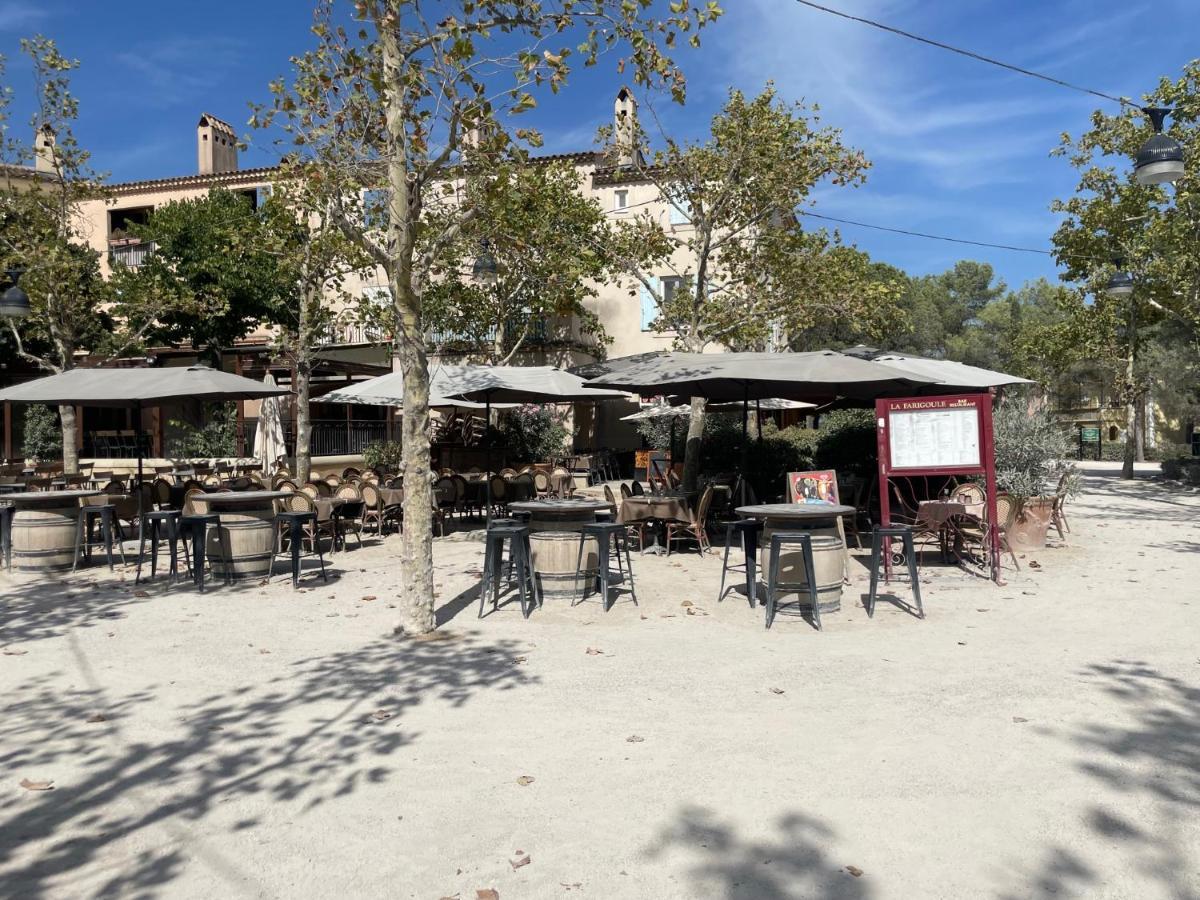 Les Cistes Bed & Breakfast Mallemort Exterior foto