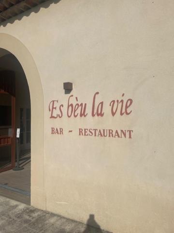 Les Cistes Bed & Breakfast Mallemort Exterior foto