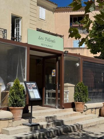 Les Cistes Bed & Breakfast Mallemort Exterior foto